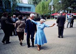 dancing in the park